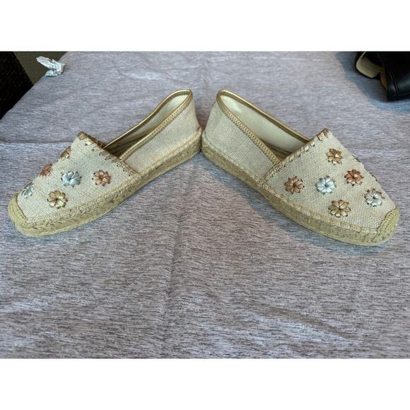 Jack Rogers Espadrilles size 8.5. Adorable flowers! - Picture 7 of 10